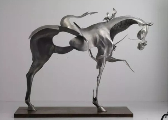 Vida - escultura de aço inoxidável escovada tamanho da decoração do cavalo 304/361L