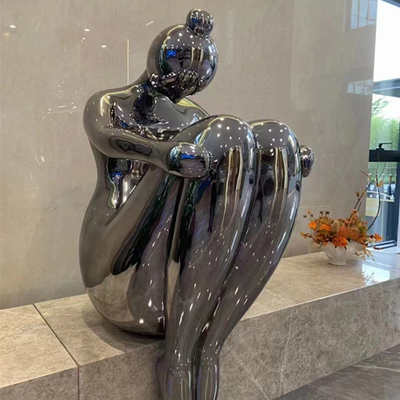 Figura humana de assento Art Sculpture da mulher do sumário decorativo do metal