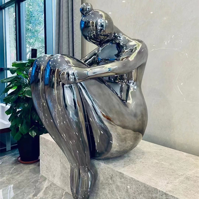 Figura humana de assento Art Sculpture da mulher do sumário decorativo do metal