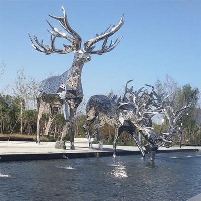 Decoração de aço inoxidável feita sob encomenda do jardim de Art Metal Sculpture For Hotel dos cervos