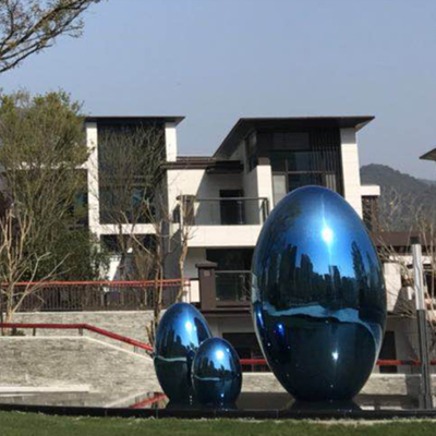 Escultura moderna de aço inoxidável de galvanização dos ovos das estátuas da fonte da piscina
