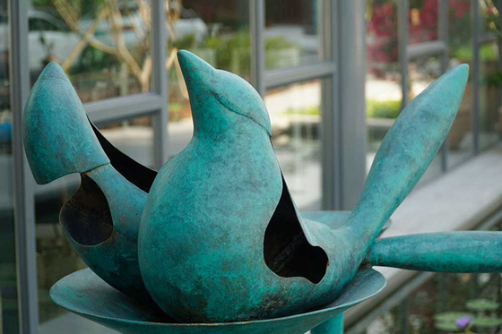 As estátuas exteriores de bronze do pássaro do jardim de Art Copper Peace Dove Sculpture personalizaram