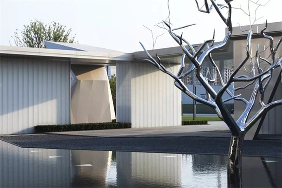 Art Metal Tree Sculpture Outdoor lustrado moderno de aço inoxidável para o jardim
