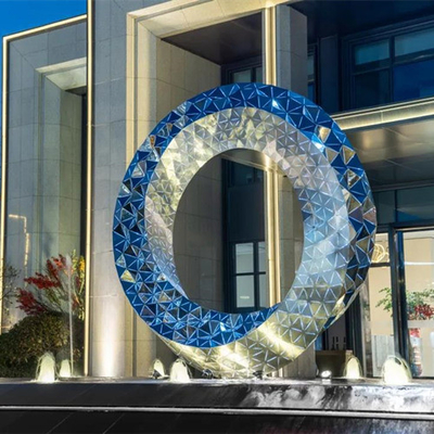 De aço inoxidável luminoso de construção da grande escultura decorativa do metal do círculo para a cidade