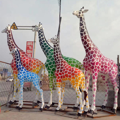 As esculturas animais FRP decorativo do jardim urbano do girafa do metal personalizaram