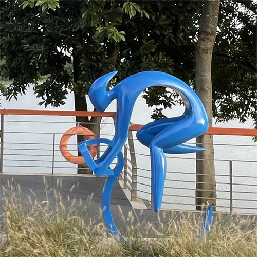 Bicicleta do passeio que pinta esculturas exteriores Art Metal Colorful do jardim