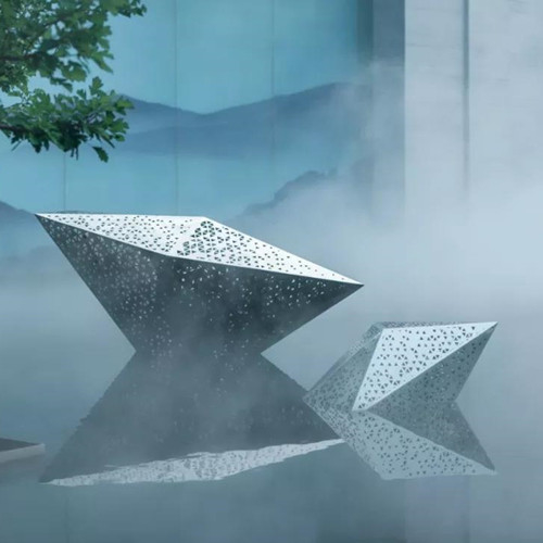 Decorativo exterior da escultura contemporânea do sumário do metal do polígono para o jardim