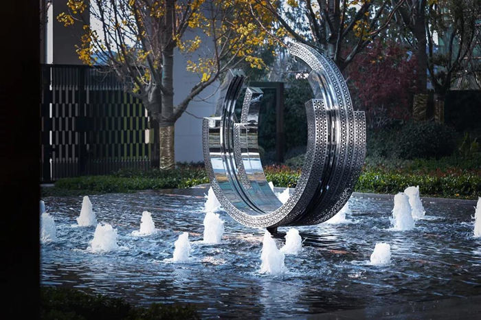 Fonte Ring Decorative Metal Sculpture Mirror Art Statue moderno de aço inoxidável